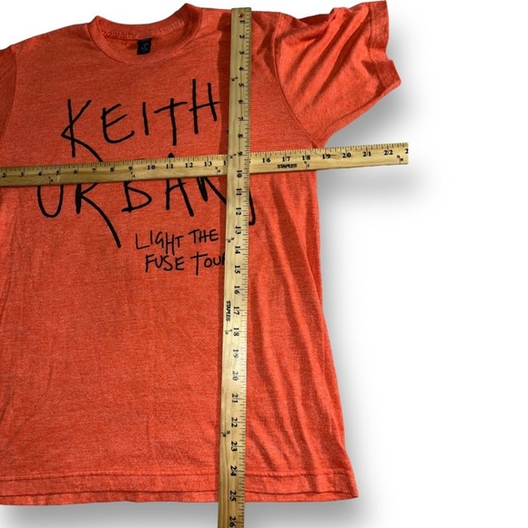 KEITH URBAN Light The Fuse Tour Concert Merch Festival Tee T-Shirt Orange M - Picture 4 of 5